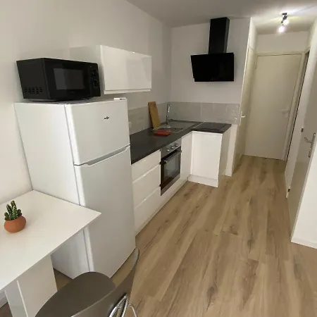 En Bord De 1 Appartement
